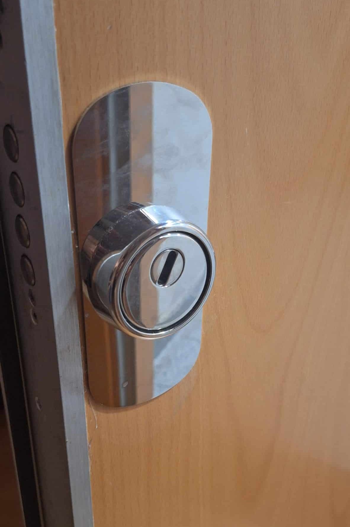 Apertura de puertas en Viladecans Cerrajero Urgente 24h en Hospitalet de Llobregat